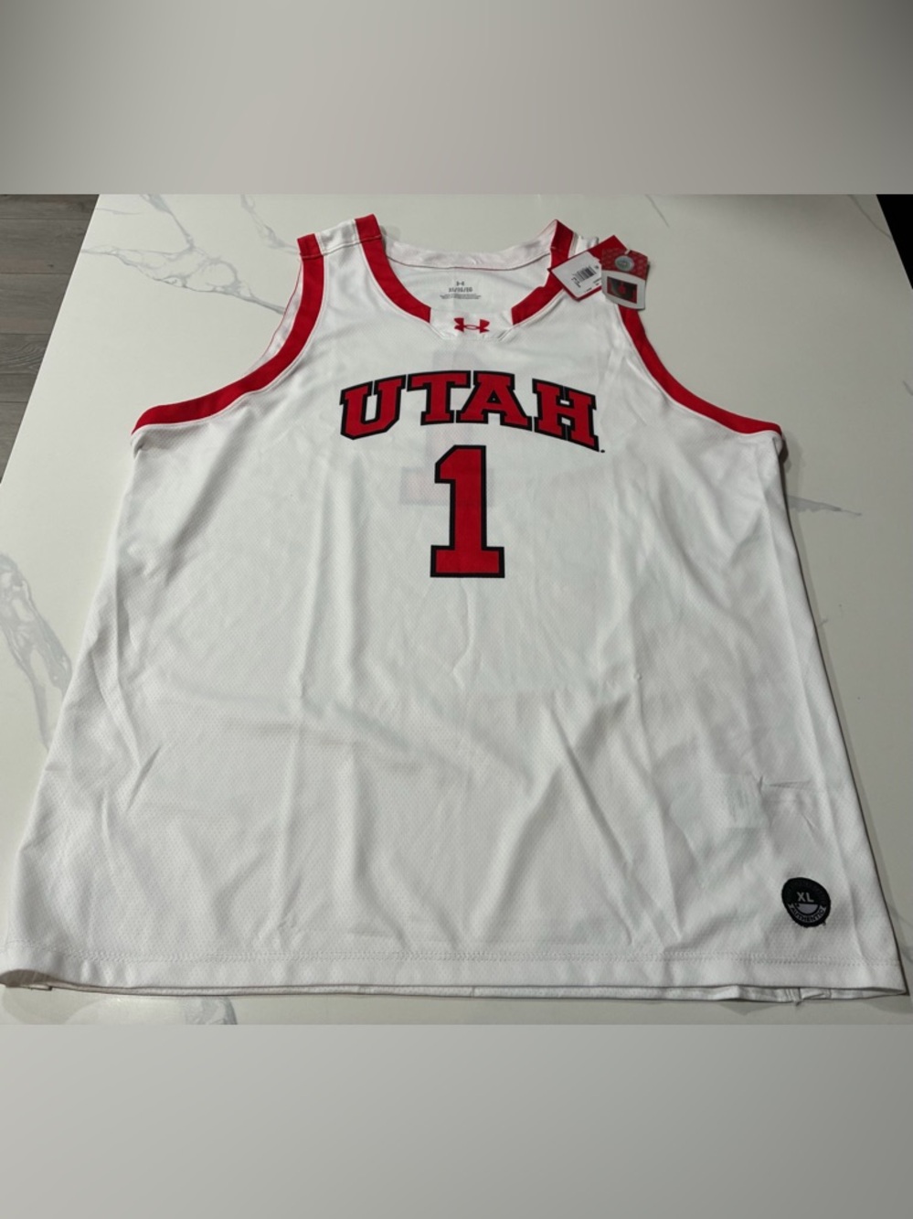 University of Utah Utes Men’s Under Armour Basketball Jersey (XL) Retail For $95